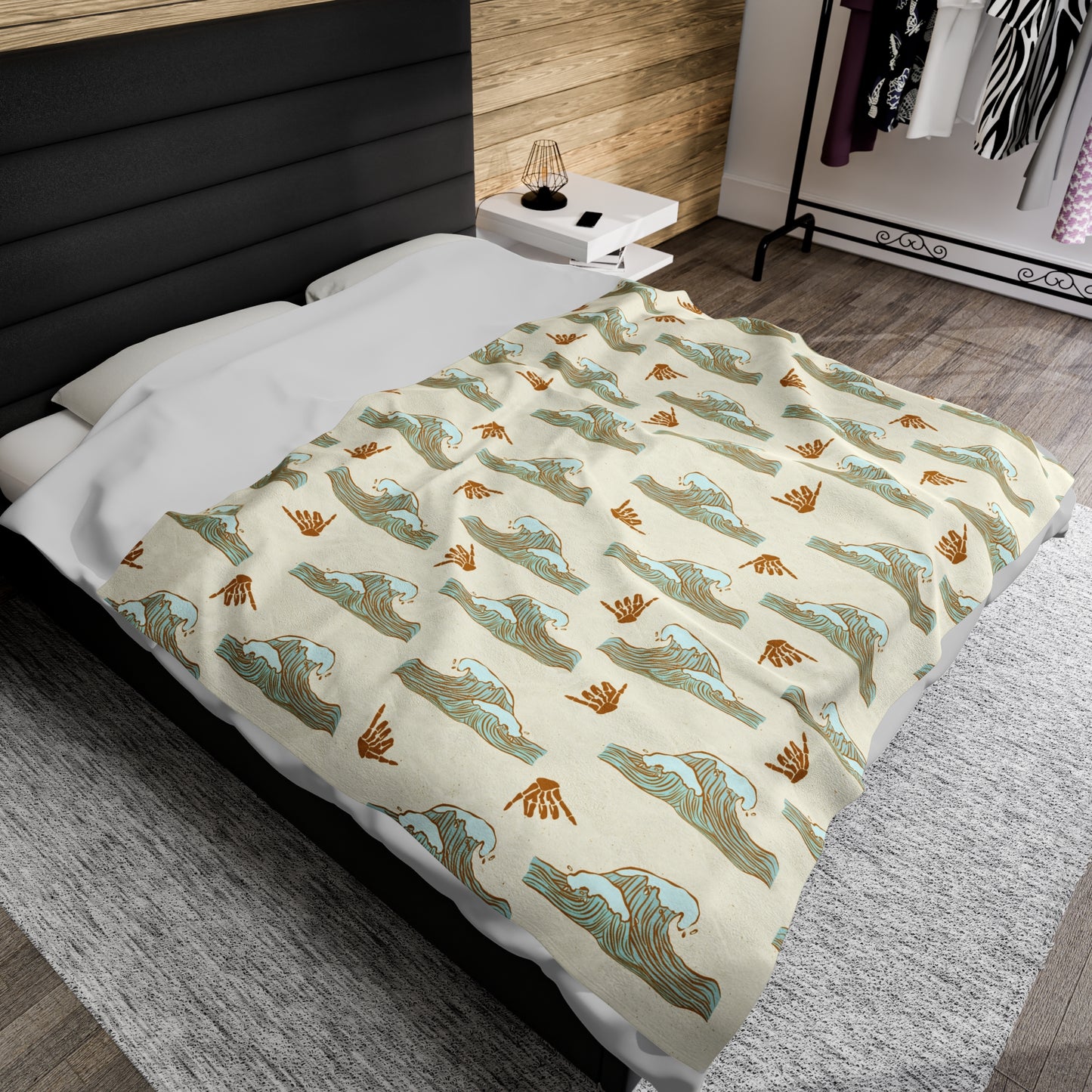 Hang10 - Plush Blanket