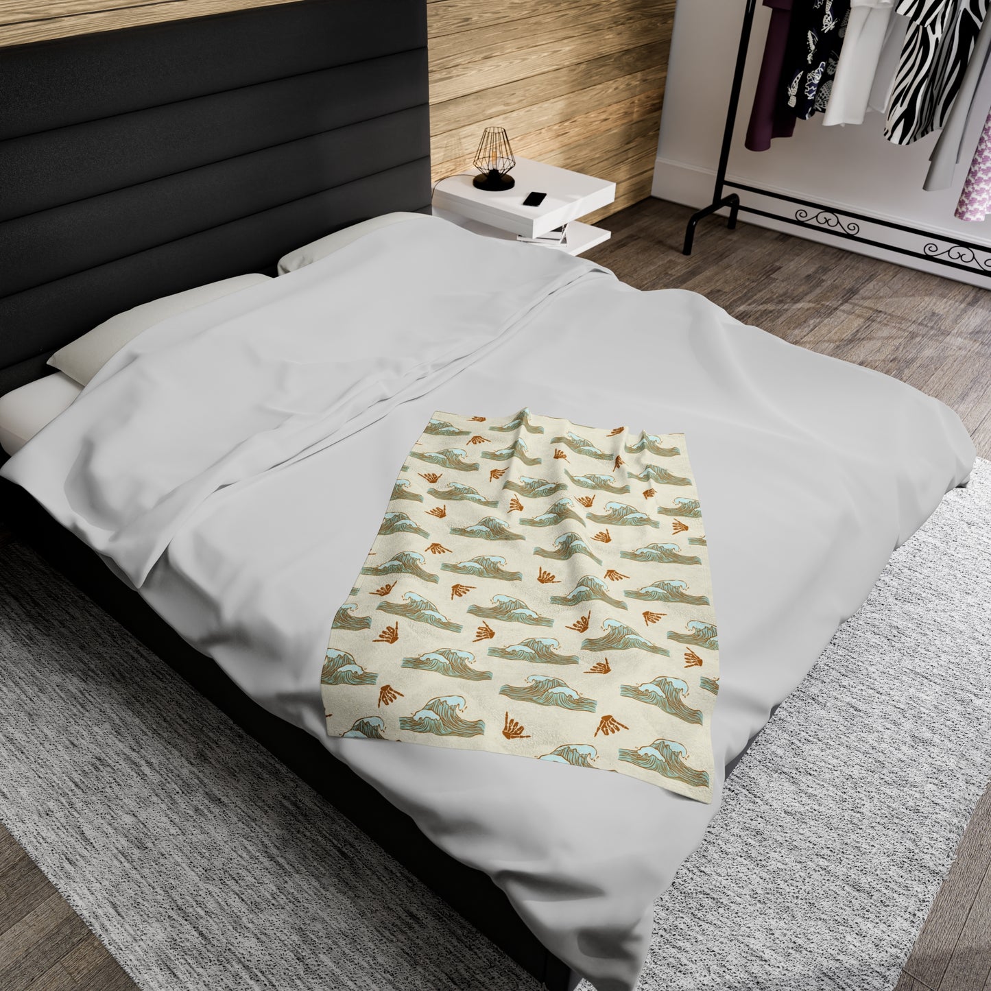 Hang10 - Plush Blanket