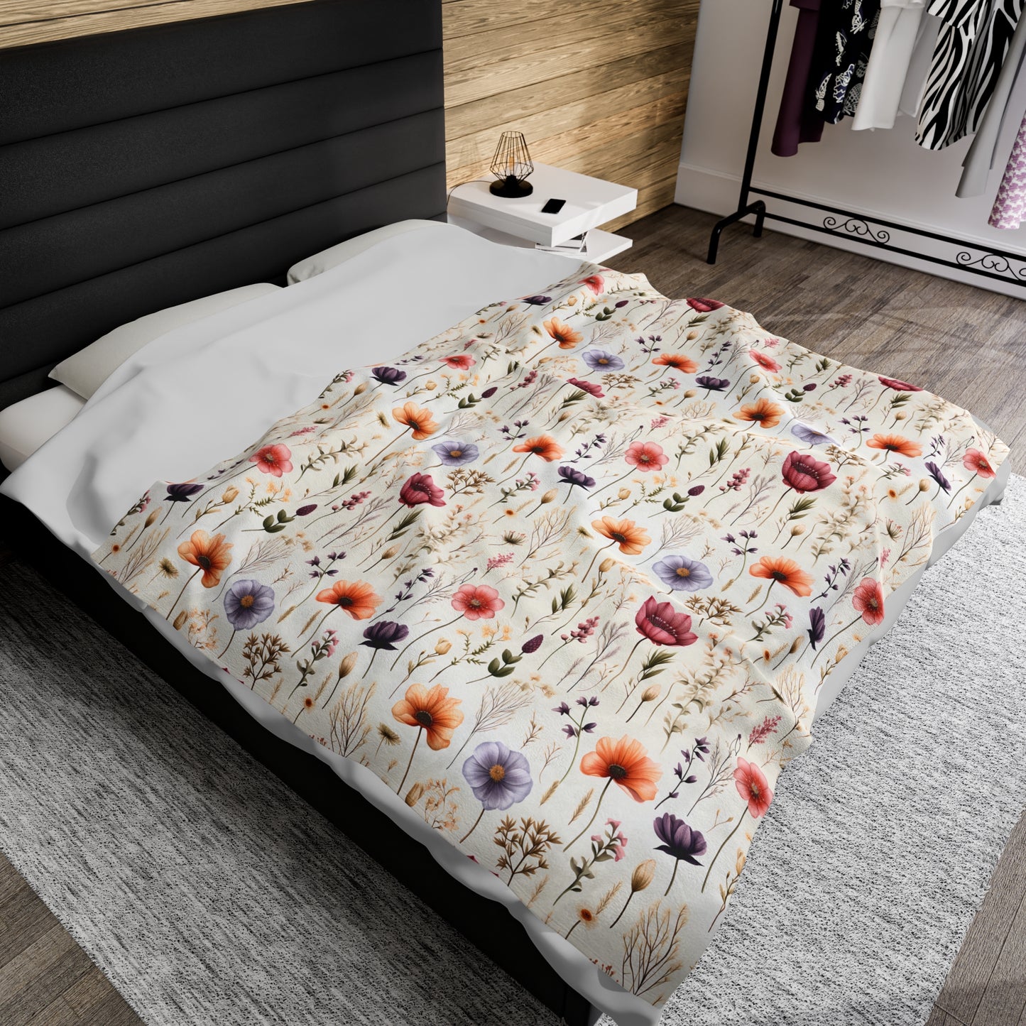 Beautiful Floral - Plush Blanket