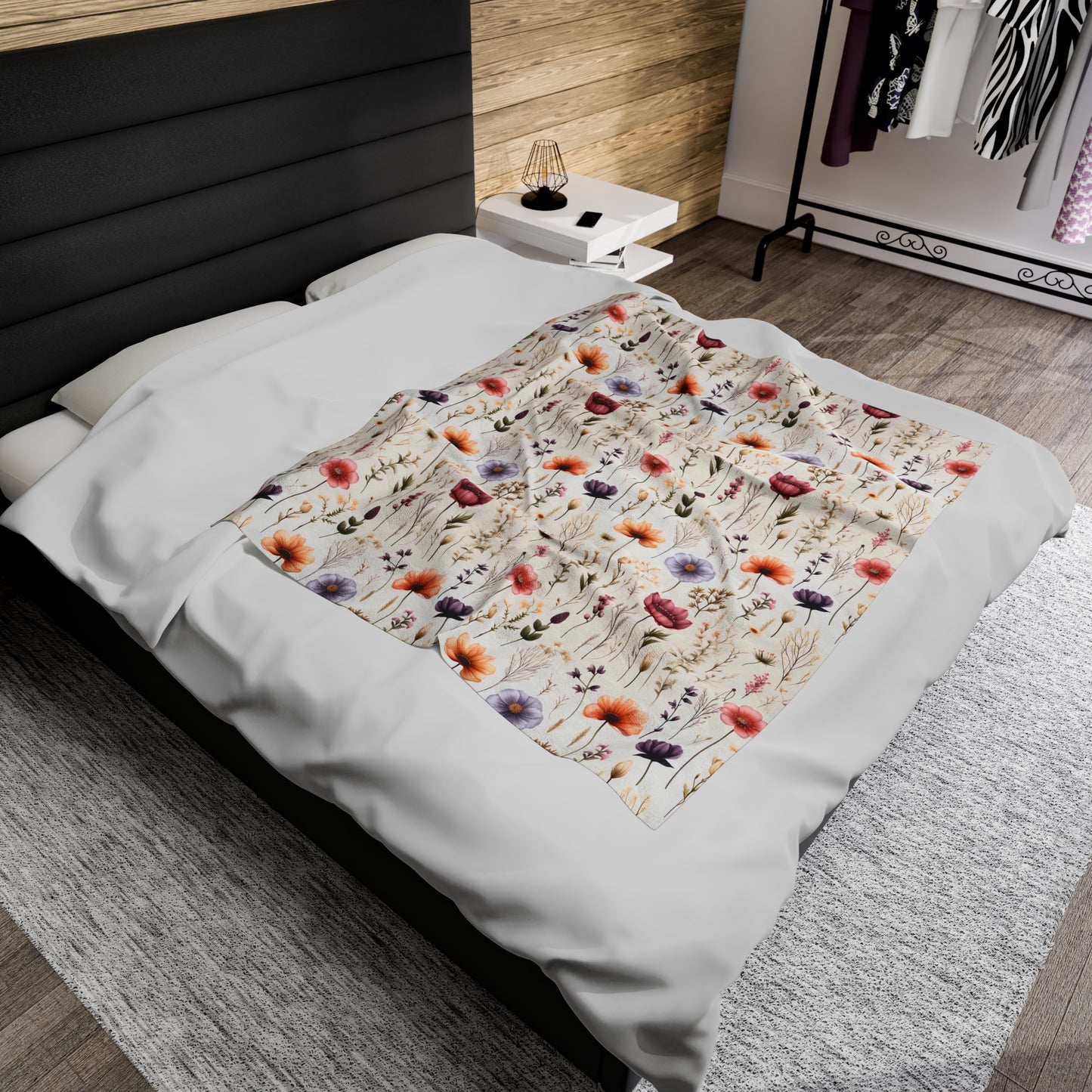 Beautiful Floral - Plush Blanket